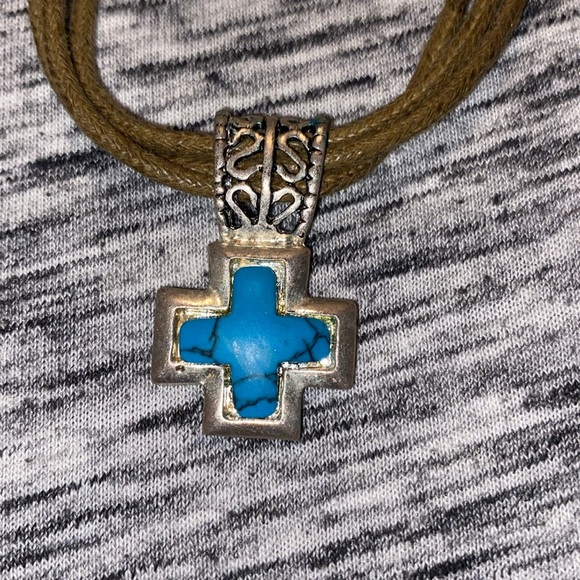 Vintage Faux-Turquoise Heart Cross Brown Cord Necklace and Earrings Sets - Picture 8 of 13